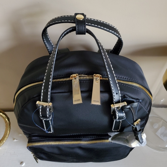 Tommy Hilfiger Backpack - Picture 4 of 8